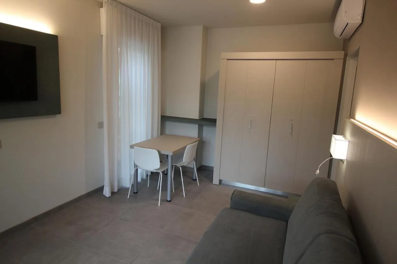 Persea Mare Appartamenti Taggia 0*,  Italien