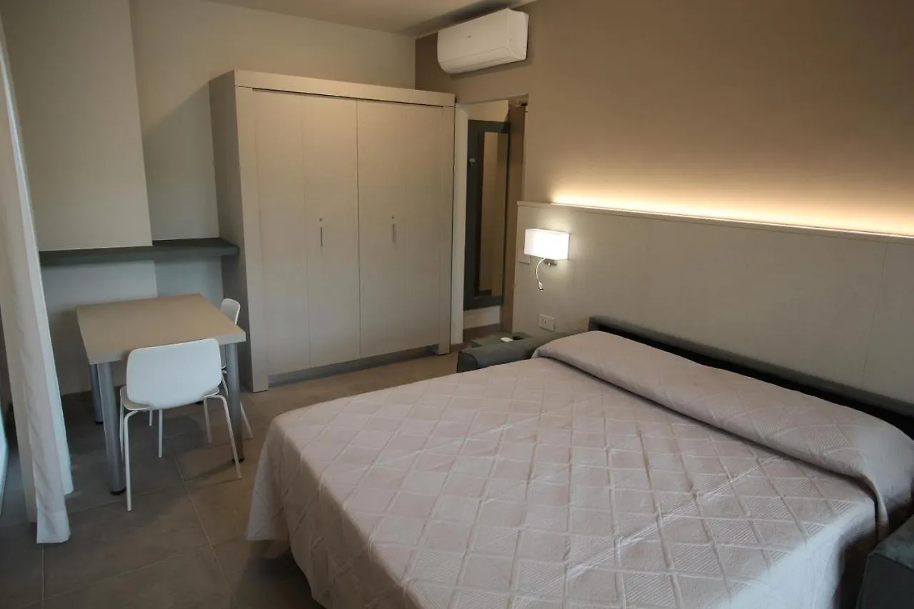 Ferienhaus Persea Mare Appartamenti Taggia